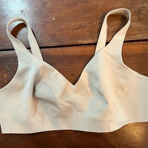 Lululemon Like Nothing Bra